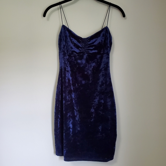 blue velvet dress urban outfitters UO Cassandra Velvet Puff Sleeve Mini Dress